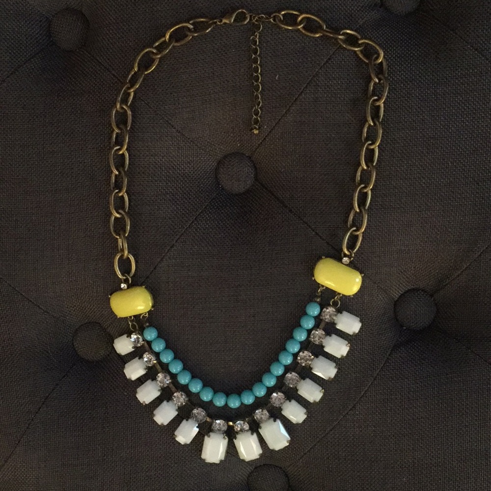 Statement necklace
